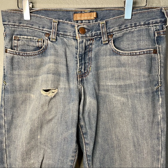 A&F Madison Jeans 🥰 - Picture 2 of 15